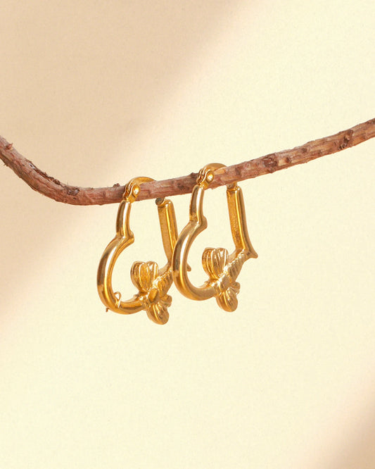 Bélaire 18K Gold Plated Heart Hoops