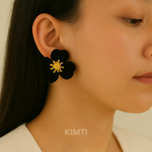 Black Flower Earring