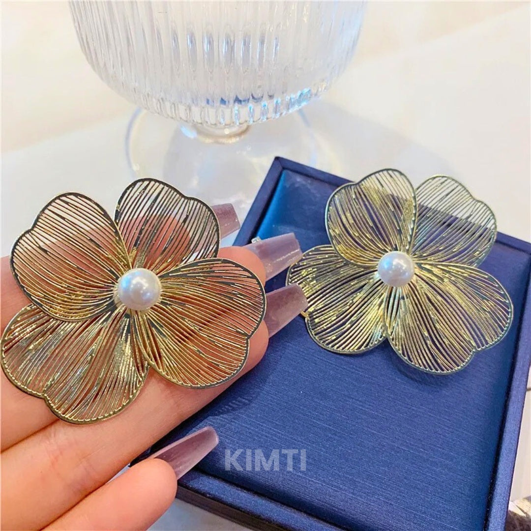 Zara Dupe Golden Flower Stud Earring