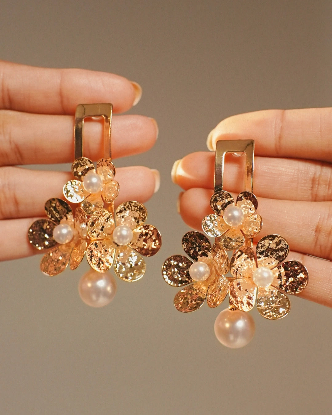 Fioris 18 K Gold Plated Soirée Earrings
