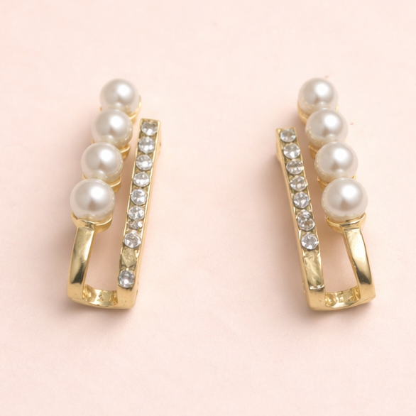 Ivory Shine Pearl Earrings