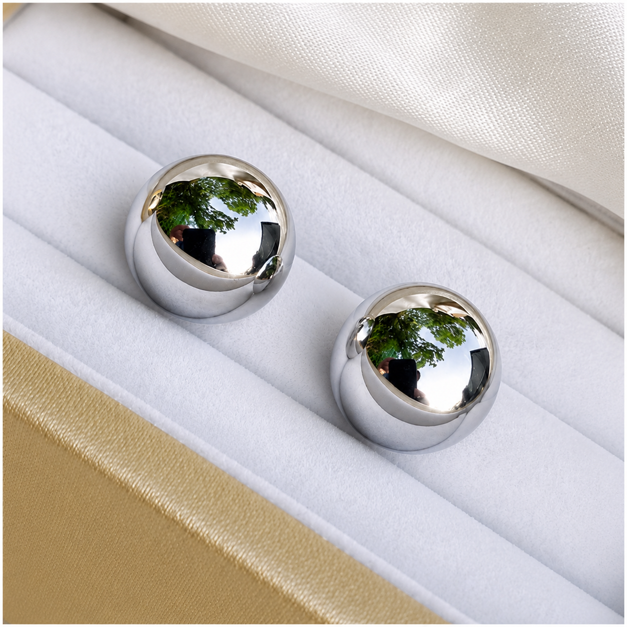 Anti Tarnish Stainless Steel Mirror Finish Statement Earrings