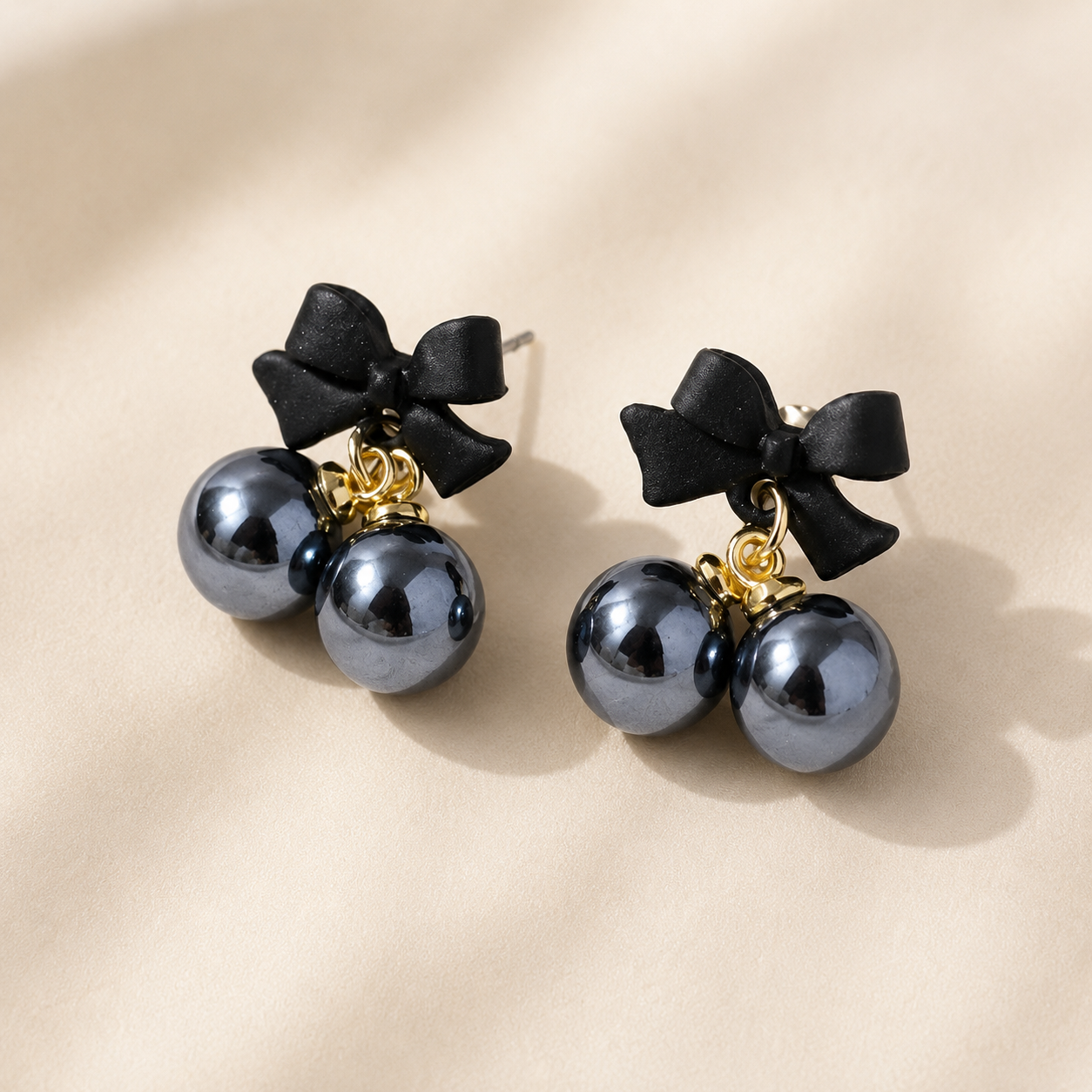 Black Bowknot Studs Earring
