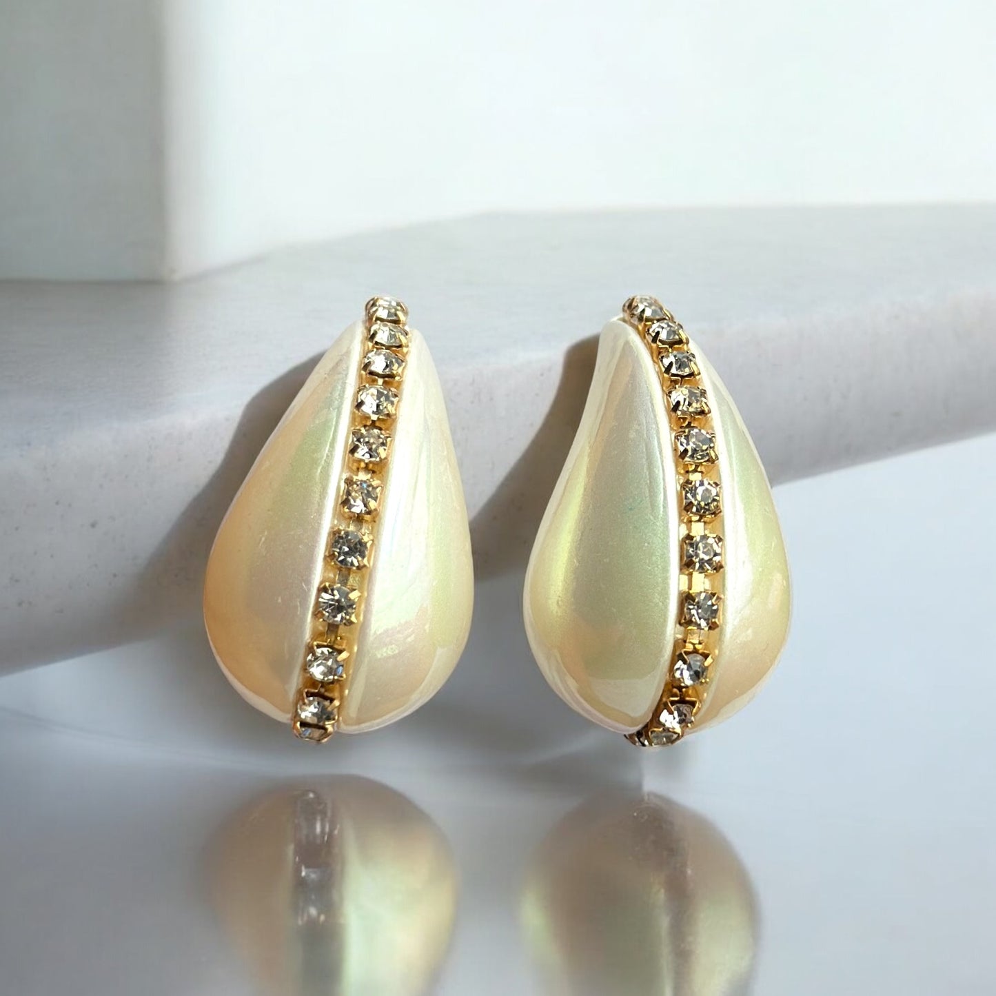 Gold Pearl Drop Stud Earring