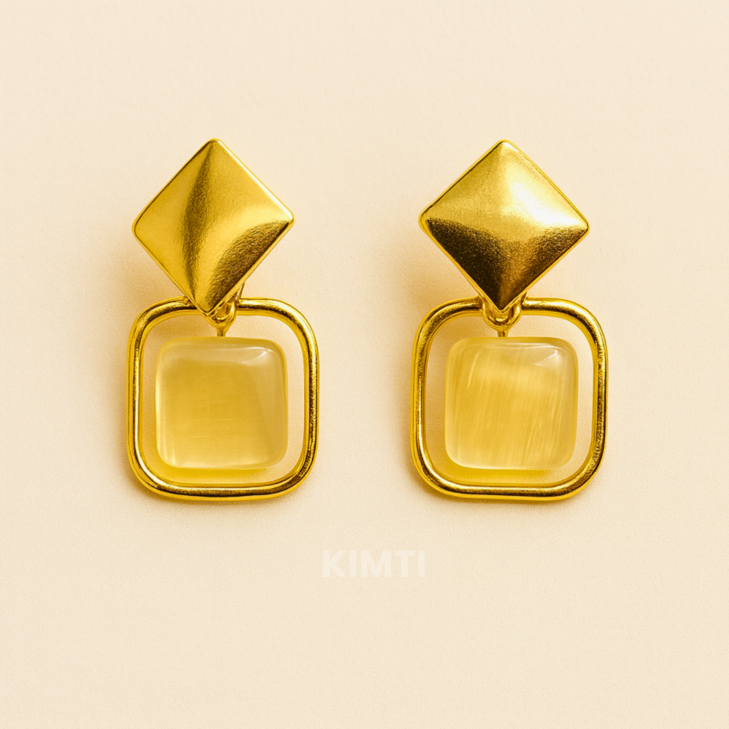 Eternal Shine Stud Earring