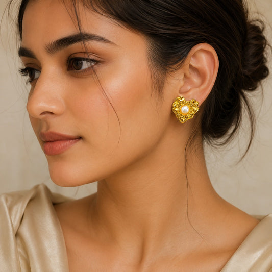 18K Gold Plated Luxe Pearl Heart Earrings