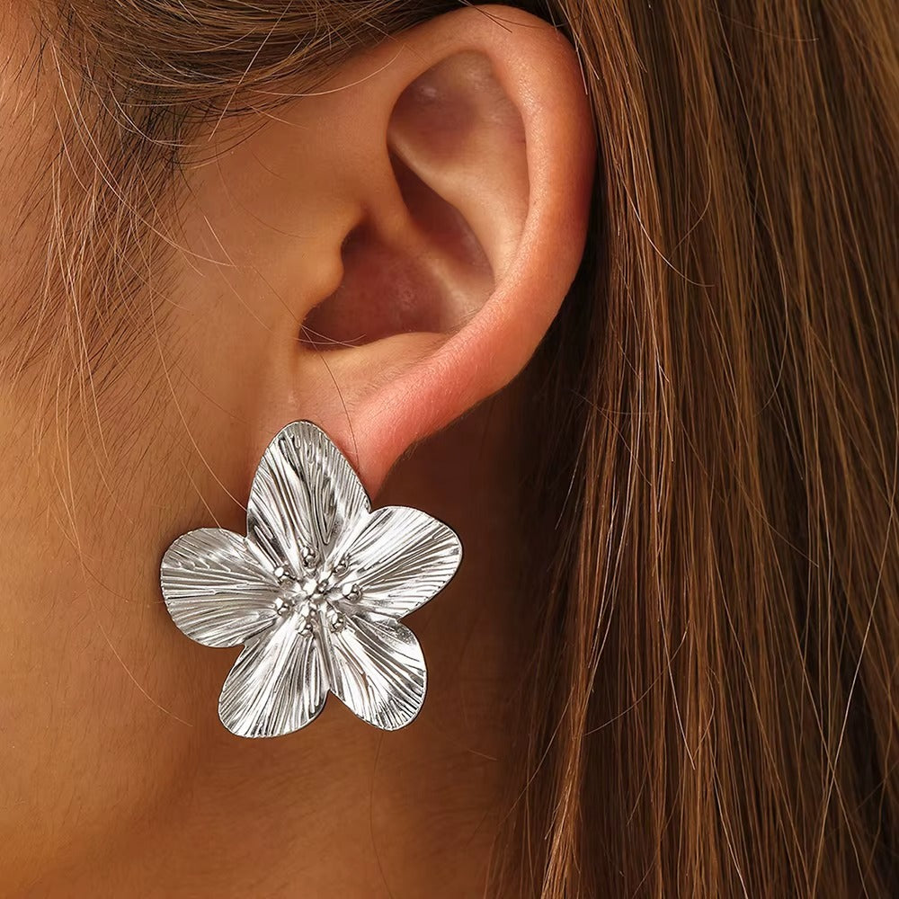 18K Silver Plated Flower Anti Tarnish Stud Earrings
