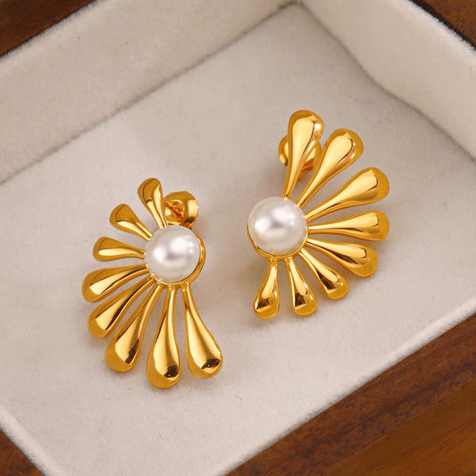 18K Gold Plated Trendy Flower Pearl Designer