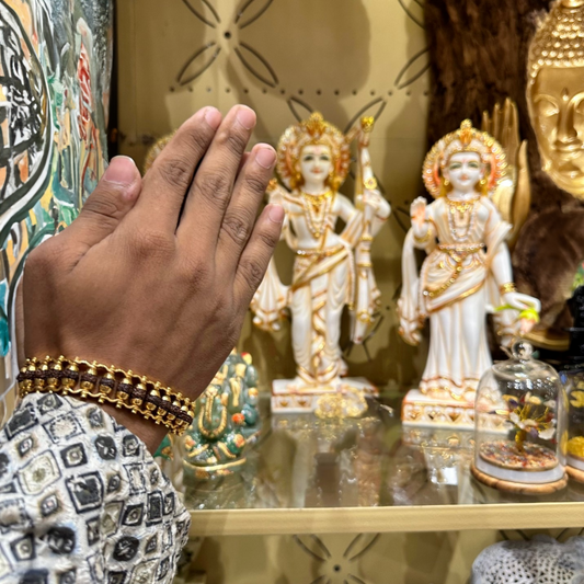 Top 5 Powerful Benefits of Wearing a Rudraksha Bracelet