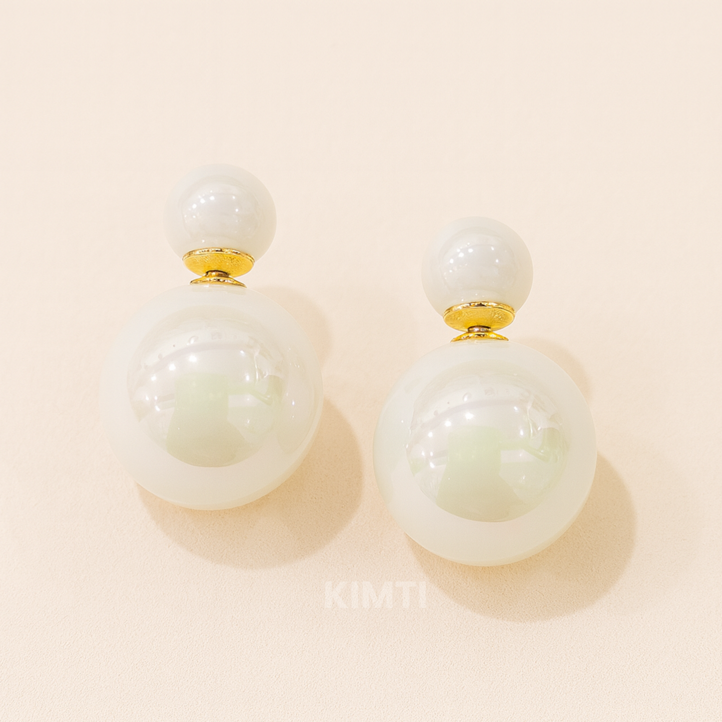 Lustrous Balance Earrings