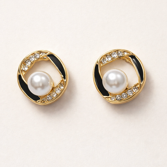 Pearl Heart Black Square Earring