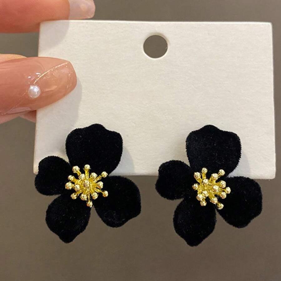 Black Flower Earring