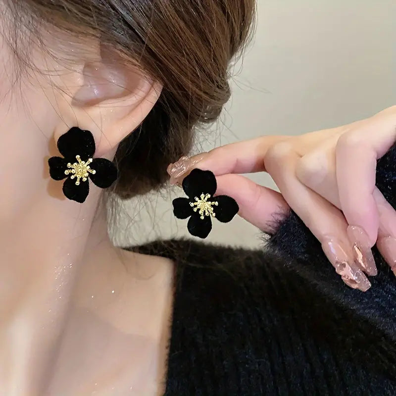 Black Flower Earring