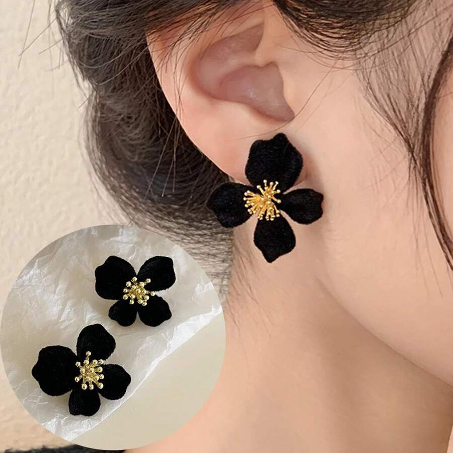 Black Flower Earring