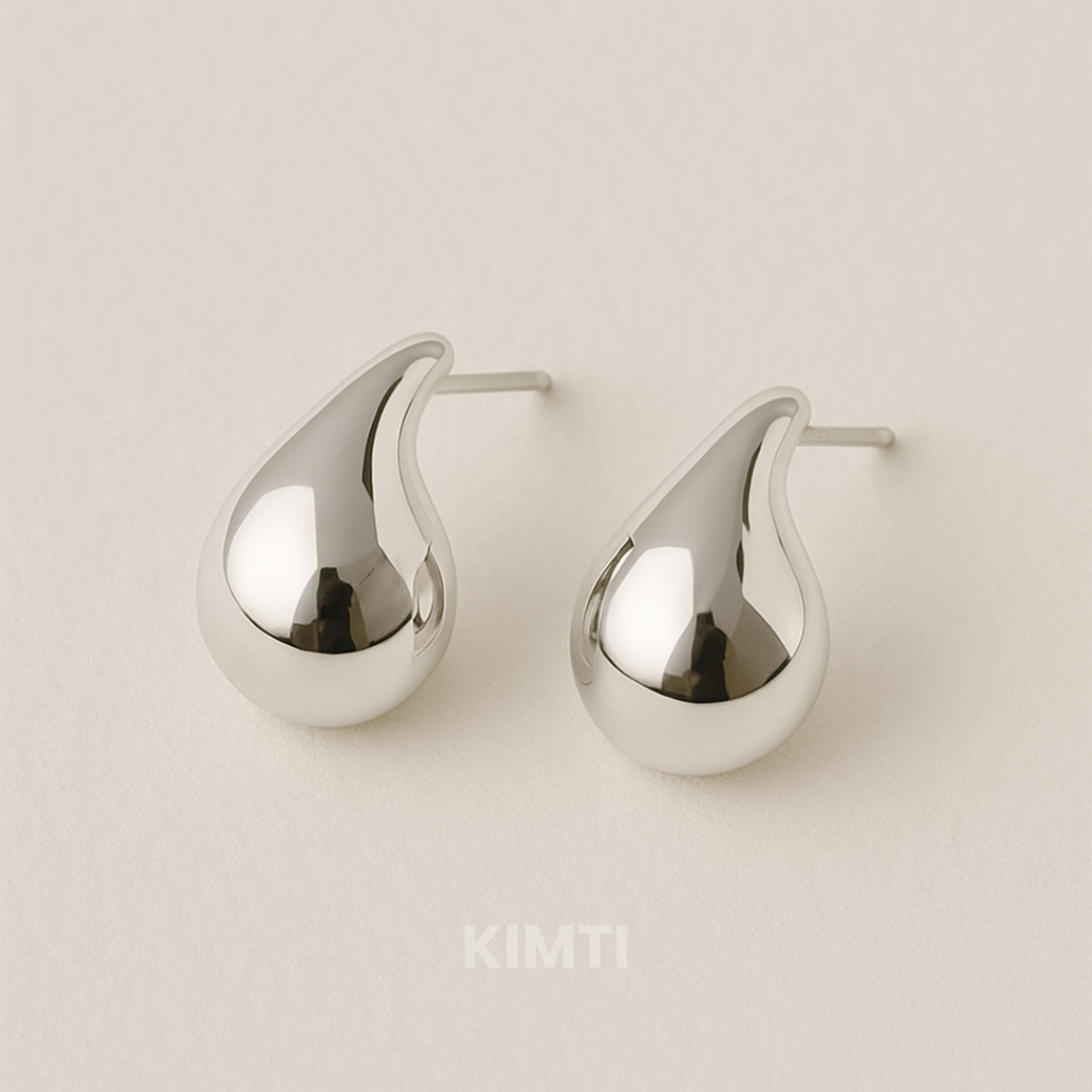 Silver Teardrop Stud Earring