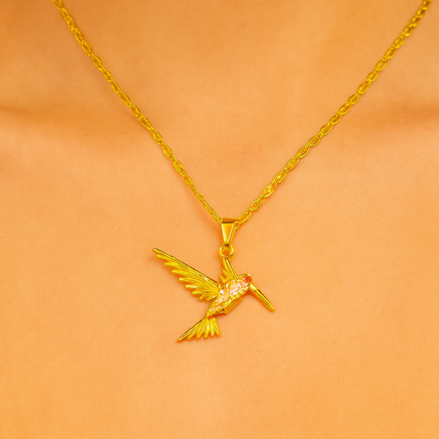 Honeyflight Pendant Anti-Tarnish Necklace