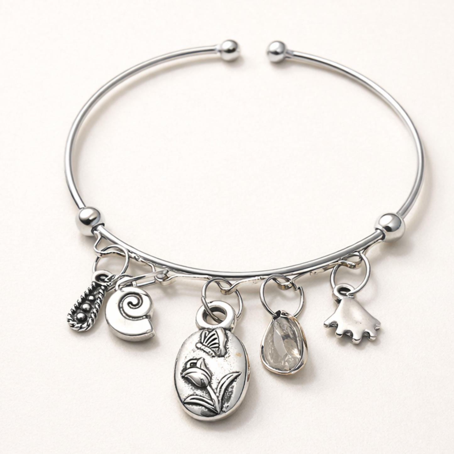 Elegant Anti Tarnish Charm Bracelet for Women