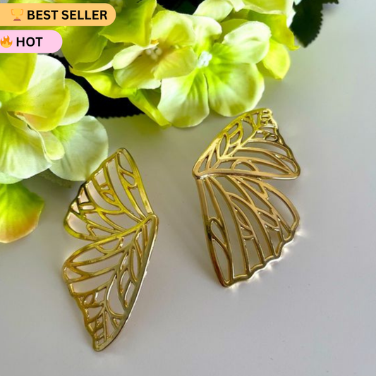 Butterfly Kiss Studs Golden Earring