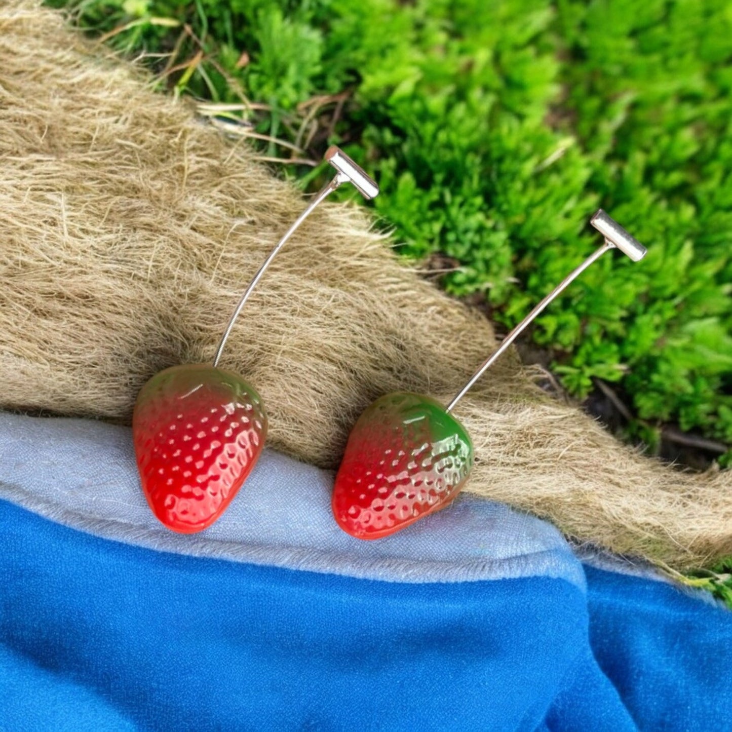 Starry Strawberry Red Earring