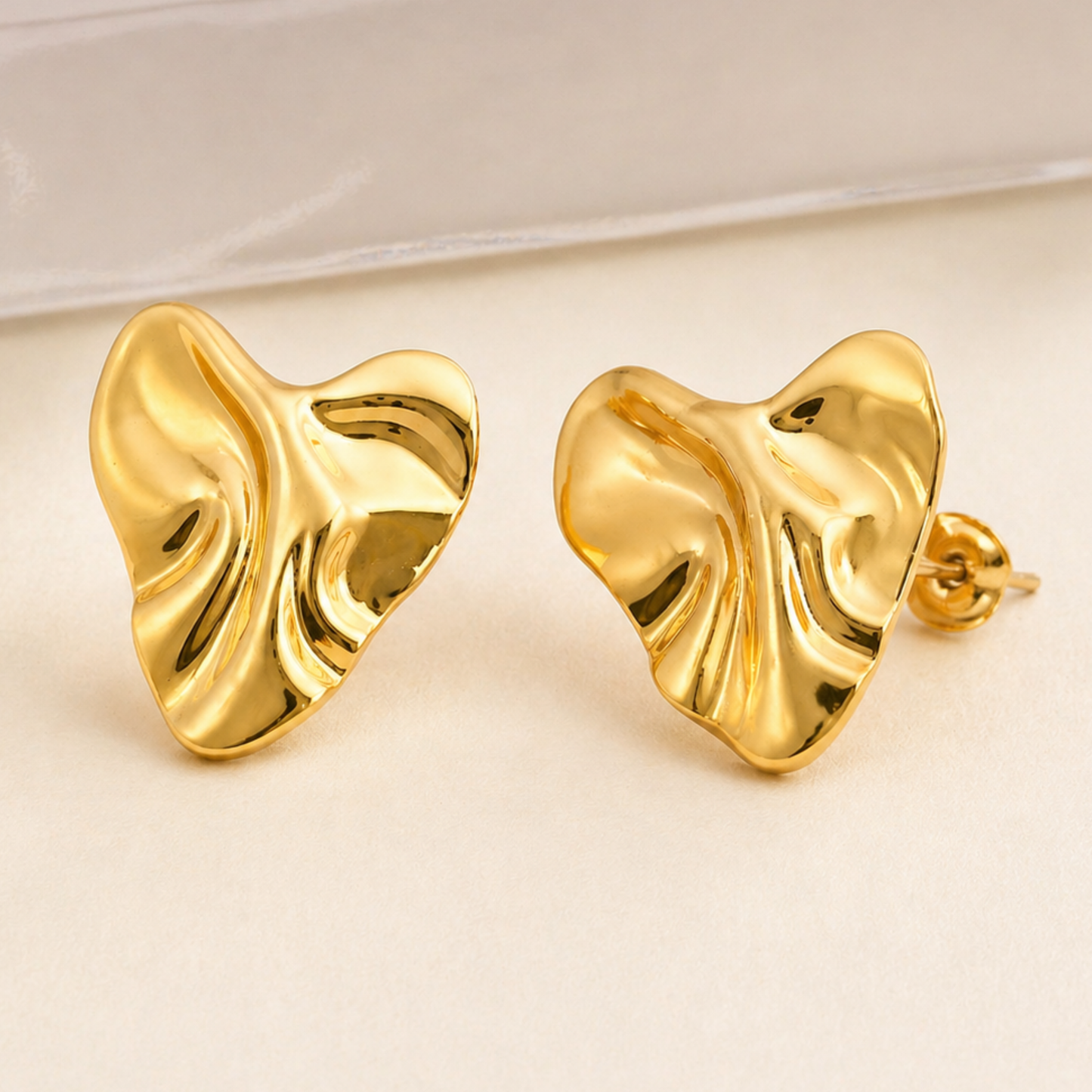 18K Gold Plated Luxe Heart Stud Earring