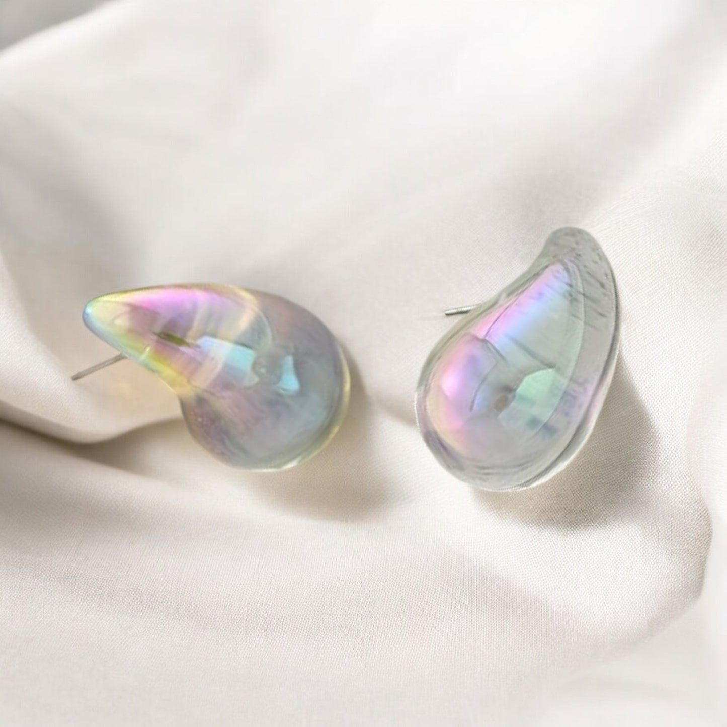 Clear Teardrop White Stud Earrings