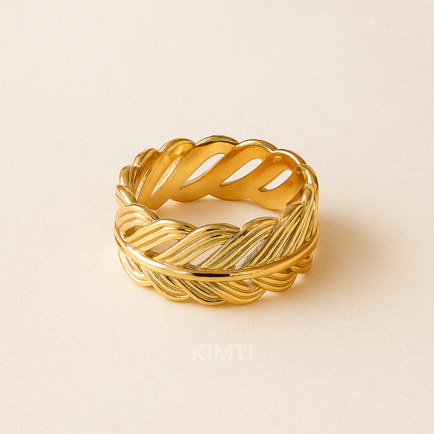 18k Gold Plated Leaf Patterned Finger Ring