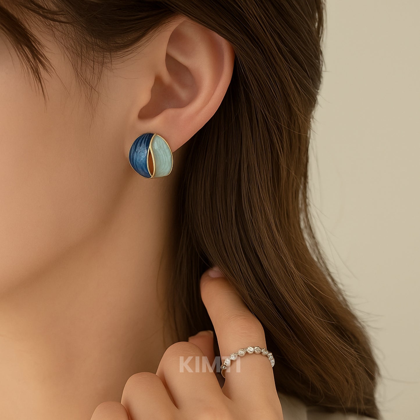 Affair To Die For Blue Stud Earring
