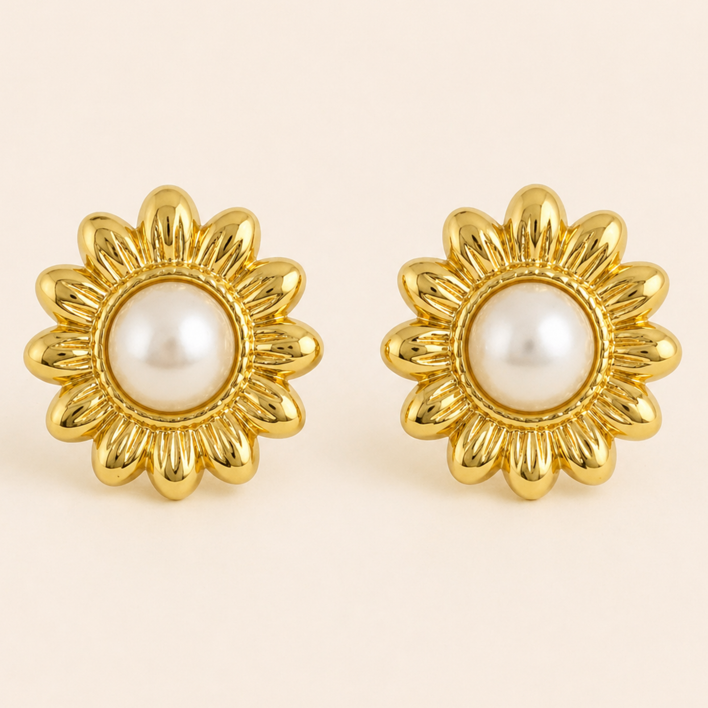 18K Gold Plated Flower Pearl Earring