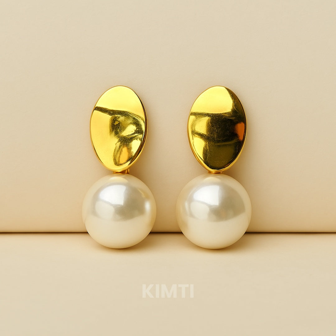 Shopaholic's Fav Pearls Drop Earring