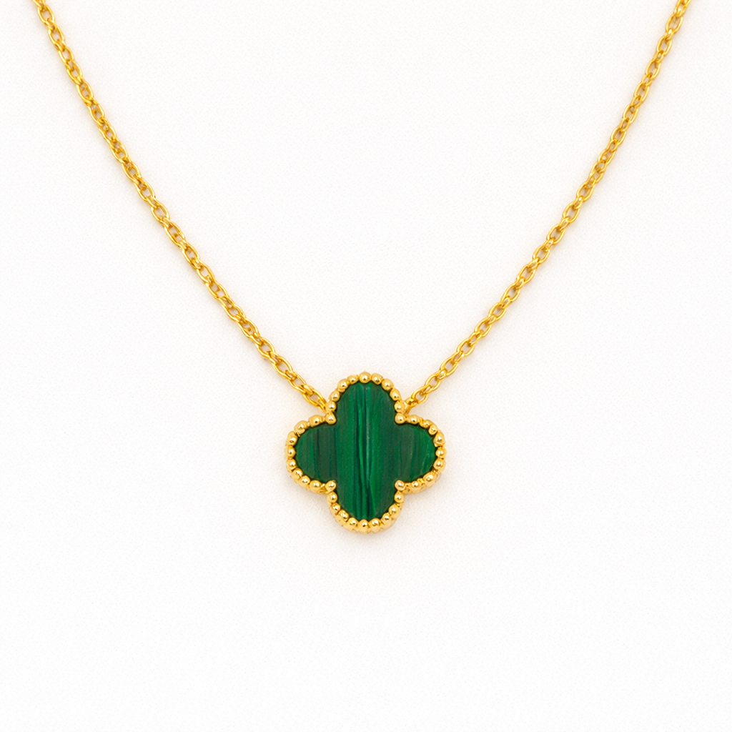 Green Pendant Clover  Necklace