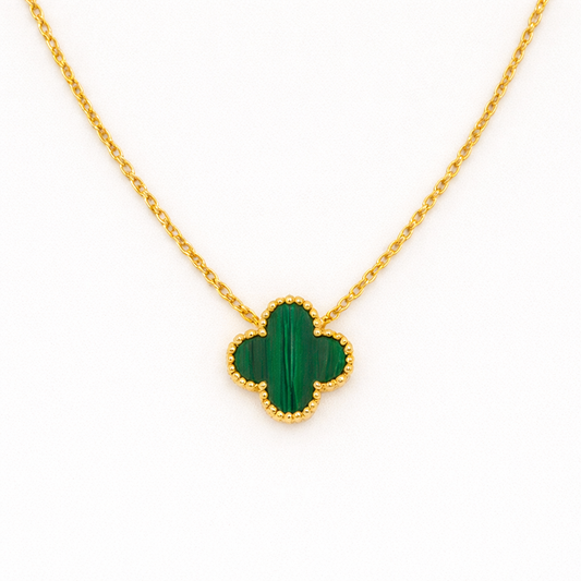 Green Pandant Clover  Necklace