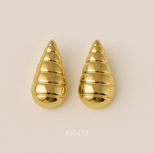 Majestic Mirage Golden Stud Earring