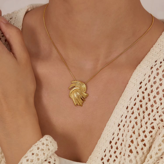 18K Gold Plated Textured Leaf Pendant Necklace