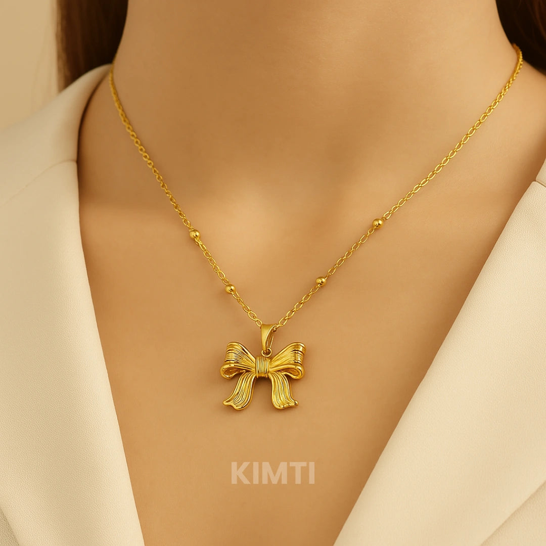 Anti Tarnish Gold Bow pendant necklace