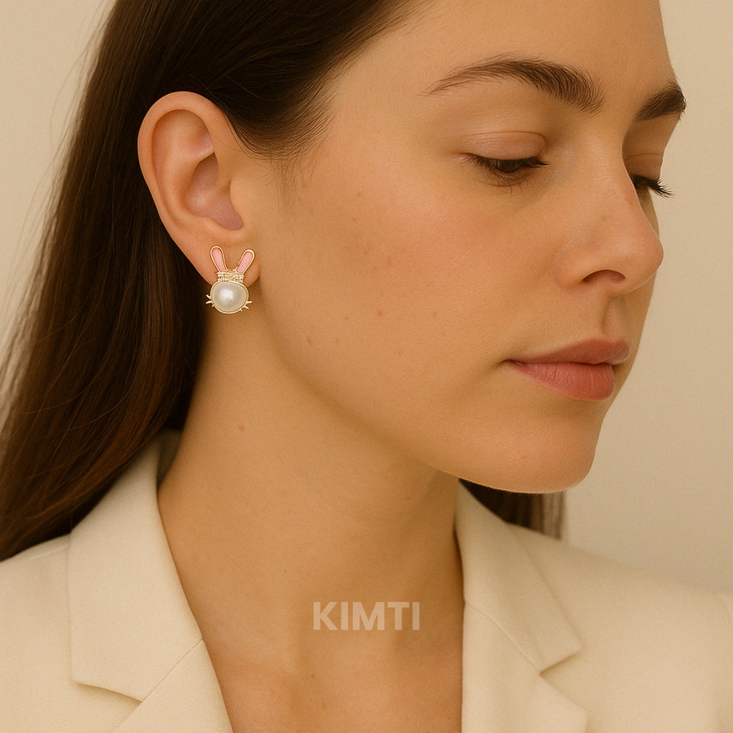 Pearl Bunny Stud Earring