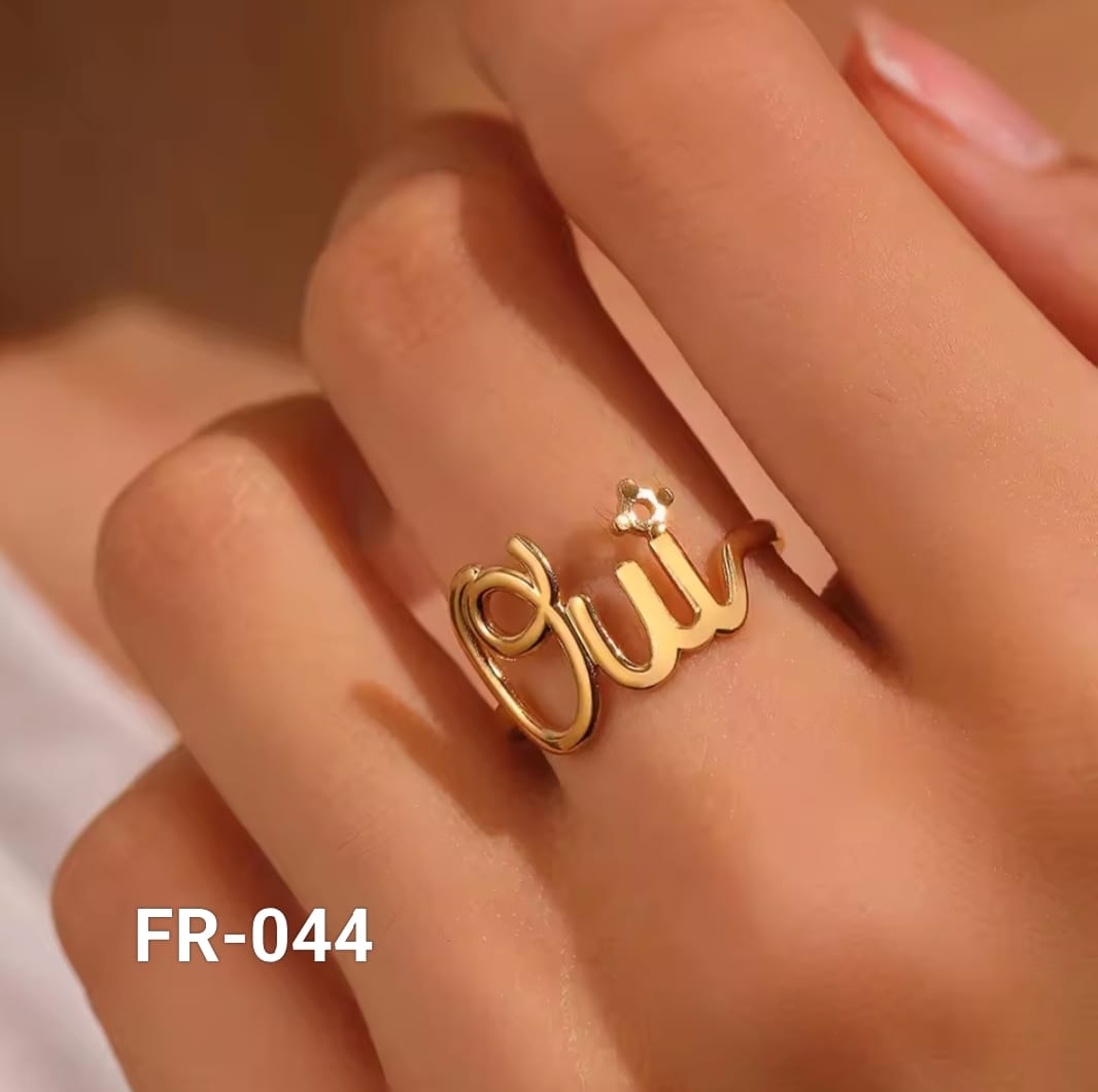 Oui Love 18K Gold Statement Ring