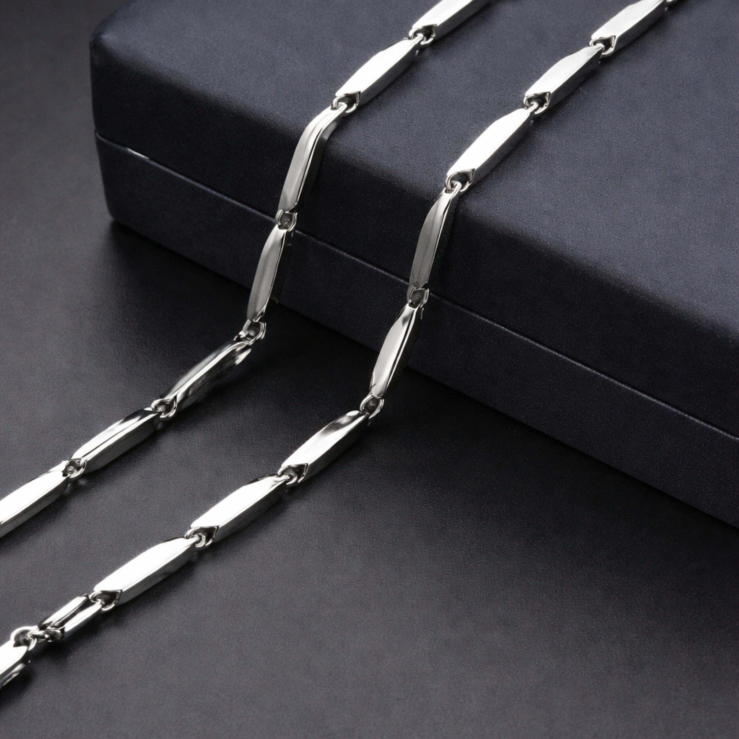 Men-High Polish Silver Finish Modern 