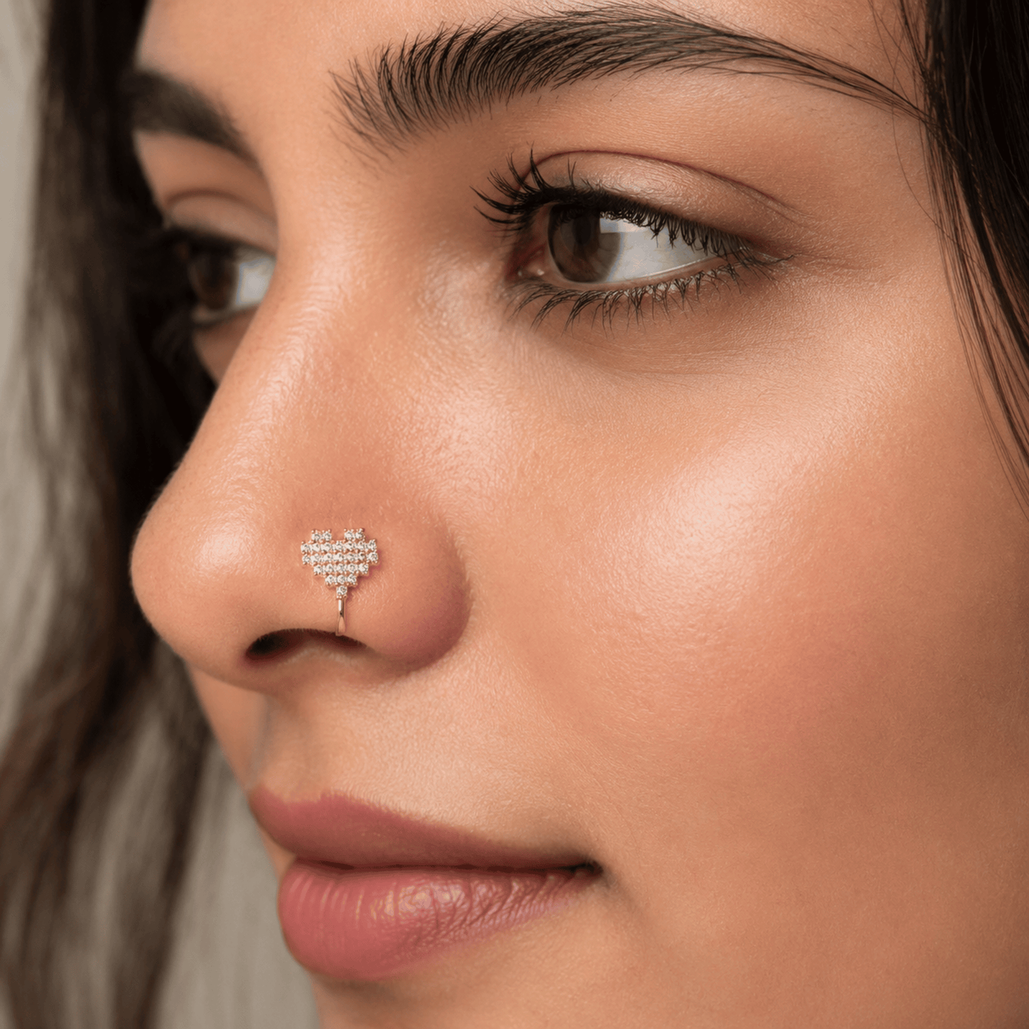 Minimal Heart Nose Pin