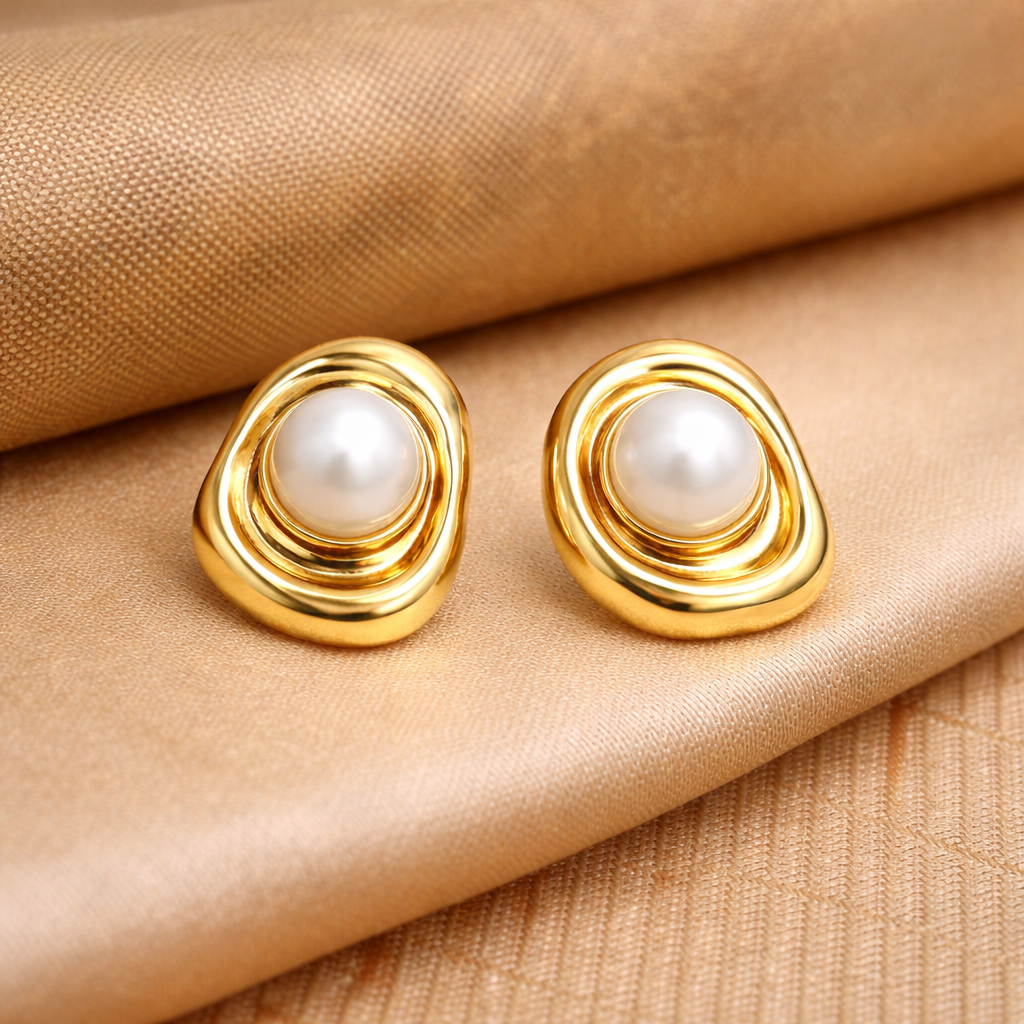 Golden Halo Pearl Earrings