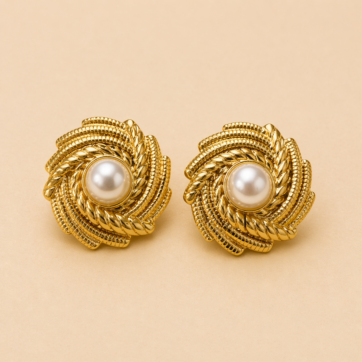 18K Gold Plated Sparkle Peral Chunky Earring