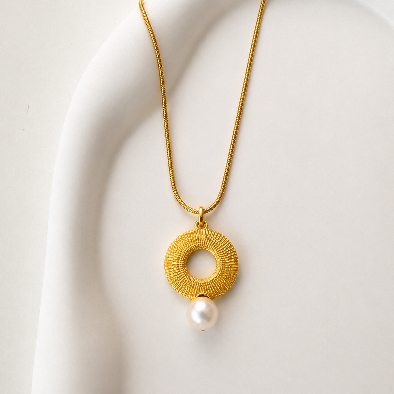 18K Gold Plated Golden Halo Solitaire Necklace