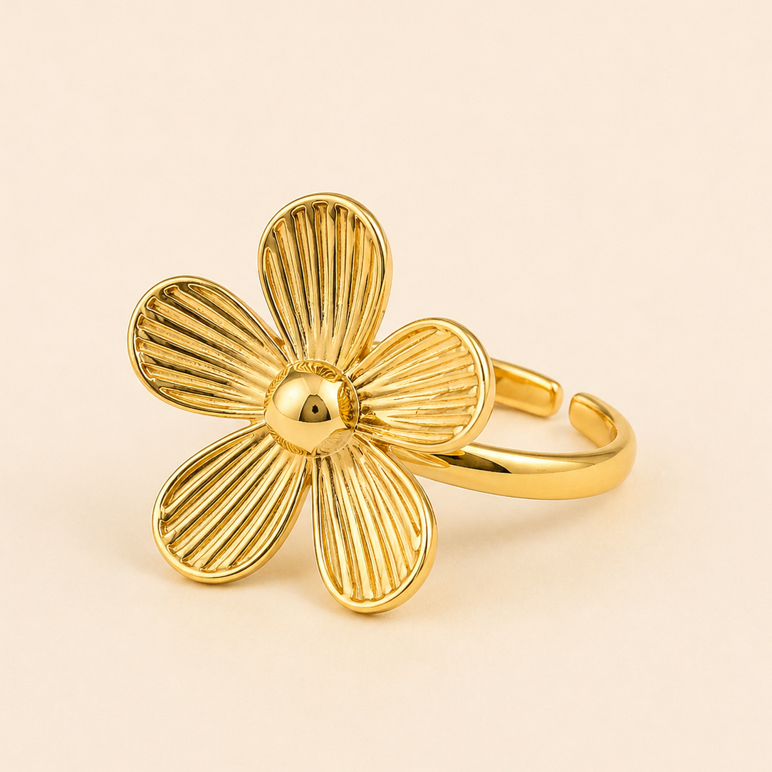18K Gold Plated Chunky Flower Ring