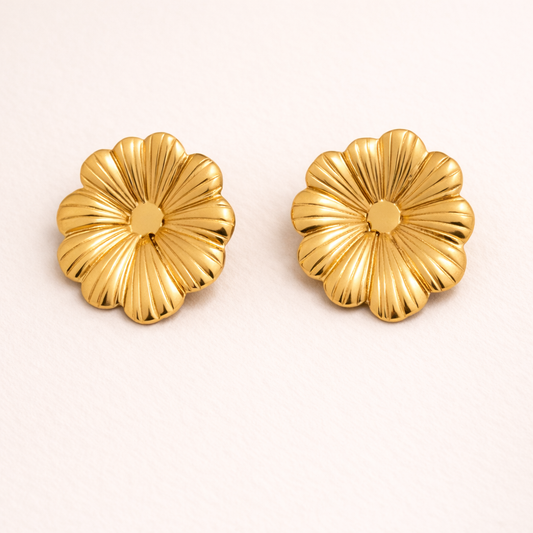 18K Gold Plated Daisy Glow Stud Earring