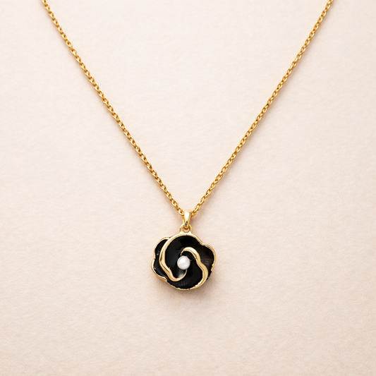 18k Gold Plated Noir Muse Necklace