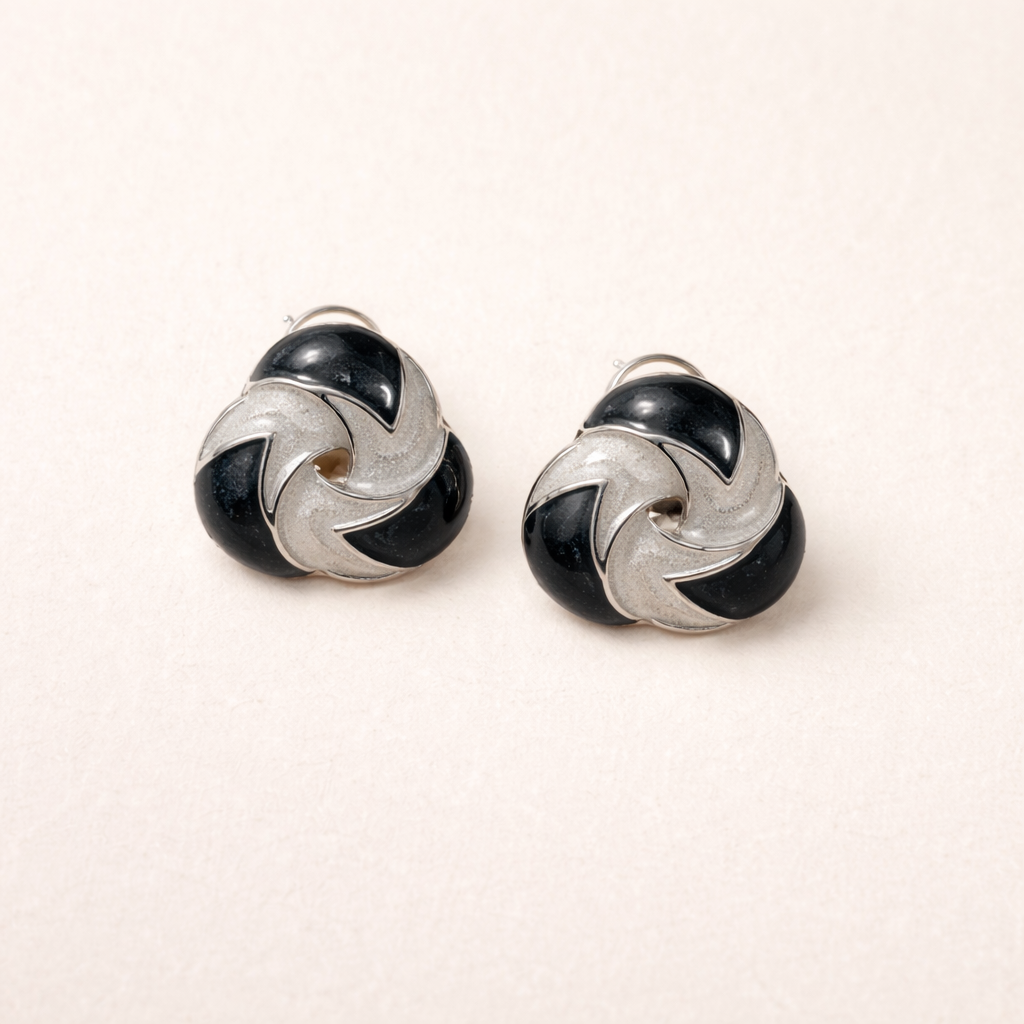 Monochrome Swirls Design Earring