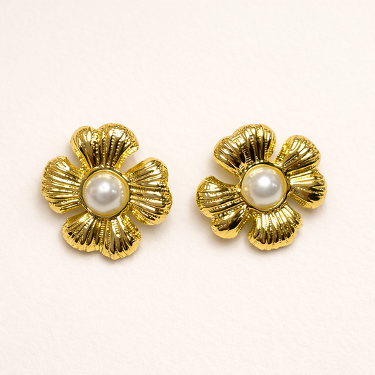 18k gold plated Anti Tarnish Chunky Flower Pearl Earring