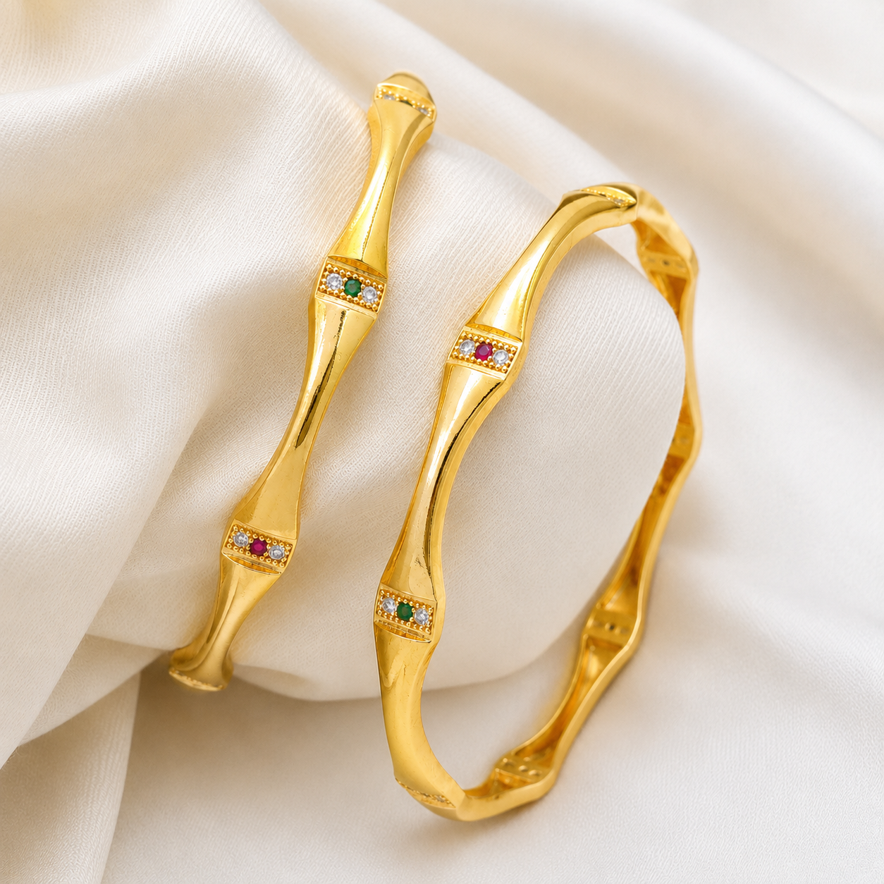 18k Maharani Grace Bangle ( Size2.4, 2.6 ,2.8 )