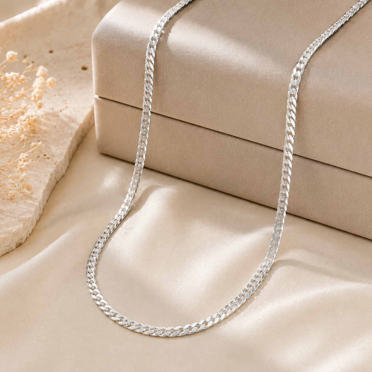 Men-18K Silver Plated  Curb Luxe Silver Chain