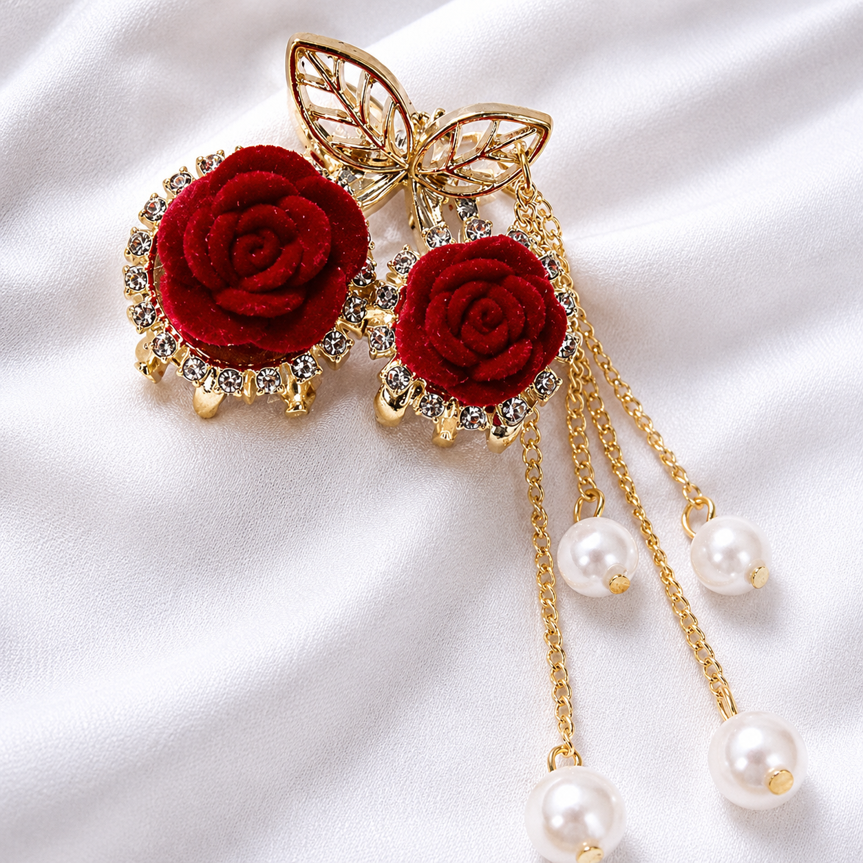 Ruby Rose Pearl Hair Claw Clip