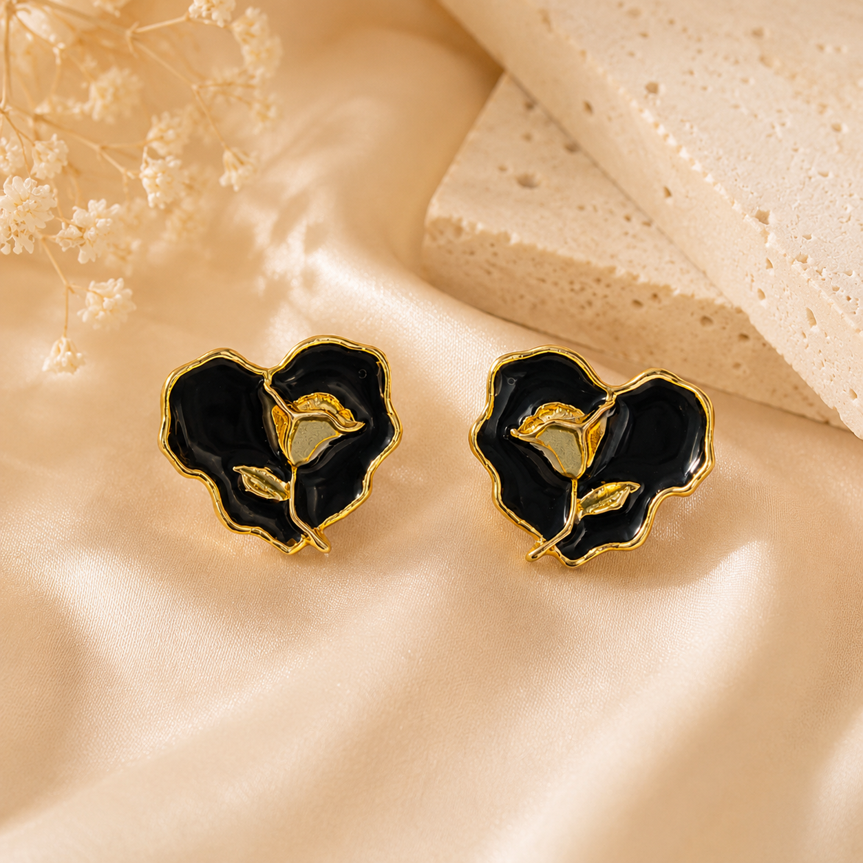 Black Heart Stud Earring
